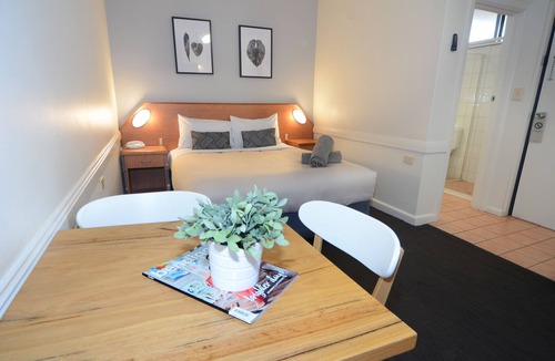 Bendigo Hotel | Barclay On View