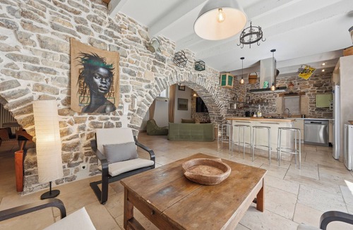 Saint-Bauzille-de-Montmel House | Bardelours 4 - Charming villa with private pool - 6 bedrooms