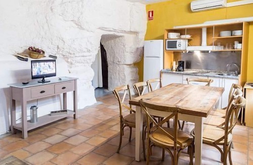 Valtierra Cottage | Bardenas Caves - Mochuelo (5-8 people)