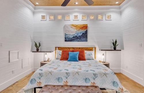 Gulfport House | Bare Feet Beach House Close to beach dog friendly