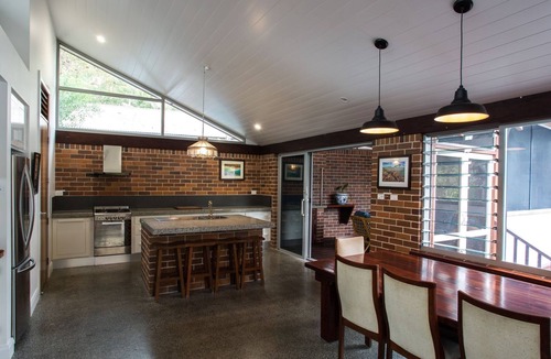 Boomerang Beach House | Barefoot Beach House