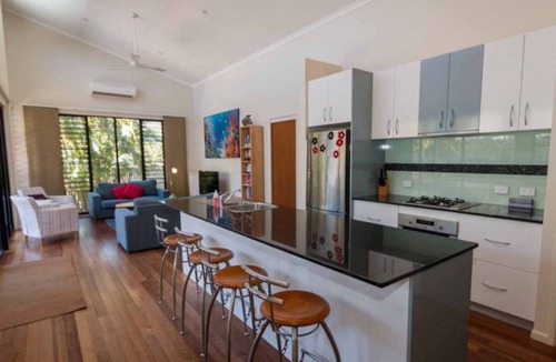 Horseshoe Bay House | Barefoot Beach House