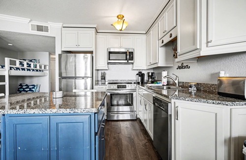 Galveston Condo | Barefoot Bliss - Beachfront Condo @ Seascape-Oceanview Balcony w/2 king beds