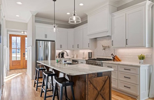 Winchester House | Barefoot Bliss w/Stunning Waterfront Lot & Pool