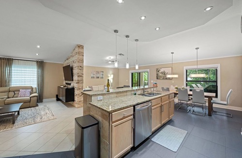 Bonita Shores House | "Barefoot Breeze" Awaits