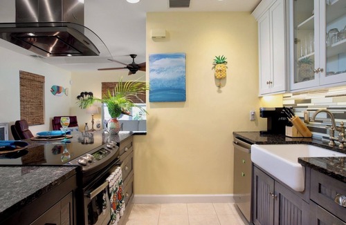 New Town House | BAREFOOT BUNGALOW~2 Bedroom, 2 Bathroom Home w/Office, Pool and Tiki Hut!