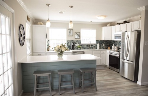 Freeport House | Barefoot Days - Second Row, Steps from the beach!
