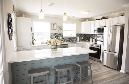 Freeport House | Barefoot Days - Second Row, Steps from the beach!