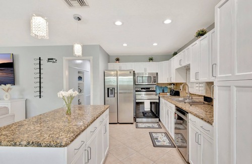 Lantana House | Barefoot In Lantana Paradise