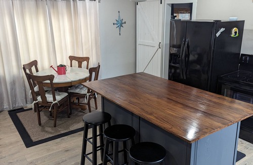 Orleans Cabin | Barleans-Cozy Cabin Conveniently Located