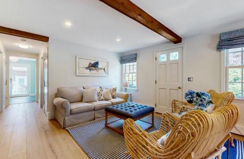 East Orleans House | Barley Breeze