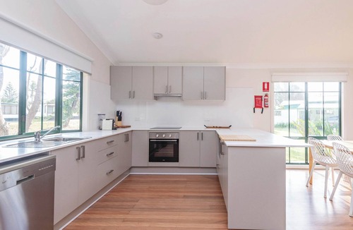 Tomakin Other | Barlings Beach Holiday Park