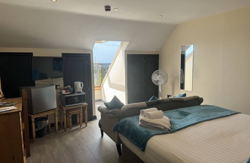 Barmouth Bed & Breakfast | Barmouth Beach Club