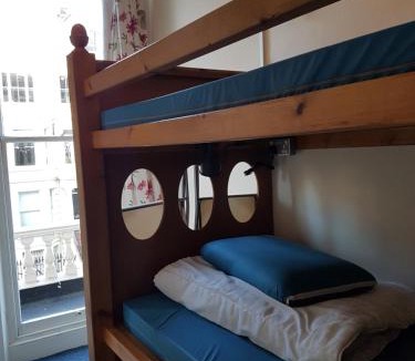 Kensington Hostel | Barmy Badger Backpackers