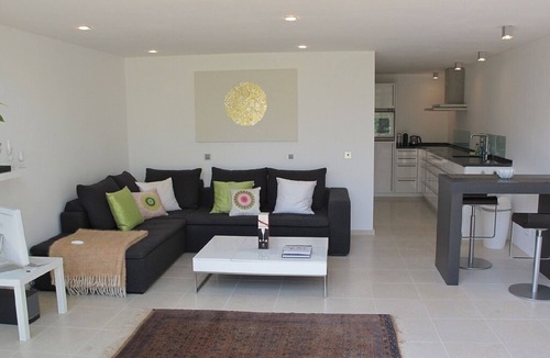 Verrieres House | Barn at Bois Blanc