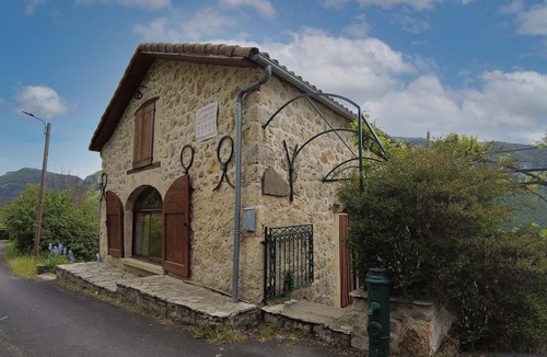 Mostuejouls House | Barn completely renovated