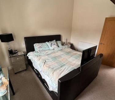 Aubourn House | Barn conversion with hot tub