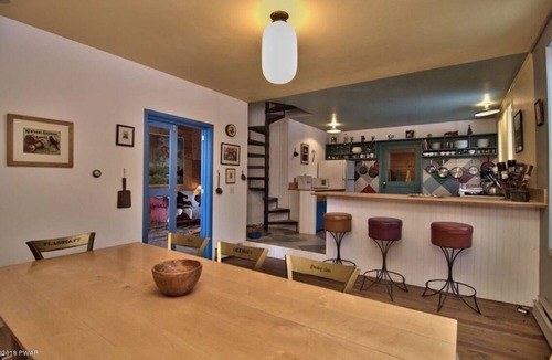 Honesdale House | Barn converted in the house