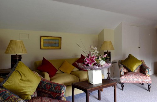 Eythorne House | Barn Cottage