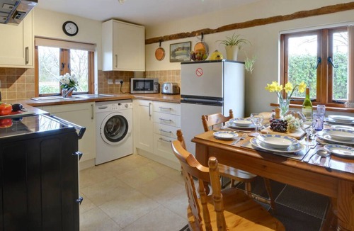 St Mary's Bay Ski Chalet | Barn End in Romney Marsh