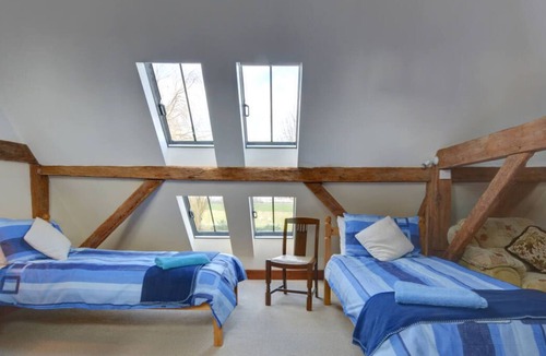 St Mary's Bay Ski Chalet | Barn End in Romney Marsh