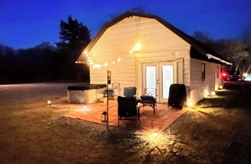 Lawton House | Barn getaway-Hot Tub-at Ft Sill-1 bedroom only of 2