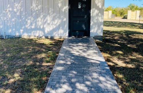 Bouvet Island House | Barn Hideaway Near Brenham & Bellville