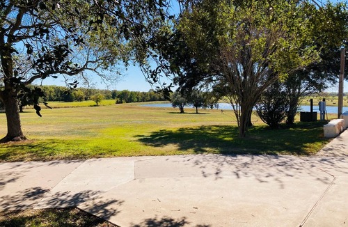 Bouvet Island House | Barn Hideaway Near Brenham & Bellville