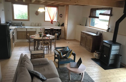Miribel-les-Echelles House | Barn in the country. Shared house. Animal welcome!
