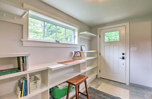 Titusville Apartment | Barn-Like Studio Suite with Flowering Garden!