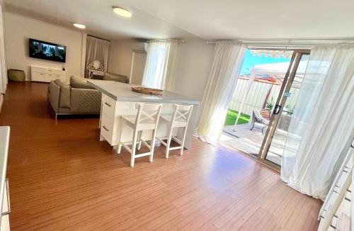 Ettalong Beach House | Barn Outside - Modern 2 bedroom flat Inside