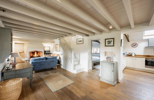 Field Dalling House | Barn Owl Cottage, Field Dalling