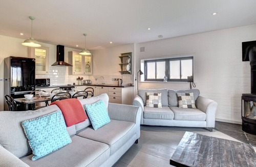 Woodbridge House | Barn Owl, Oxley Dairy