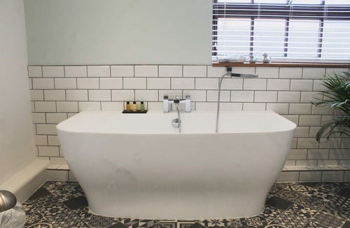 Hickling Bed & Breakfast | Barn Owls Retreat @ Dairy Barns