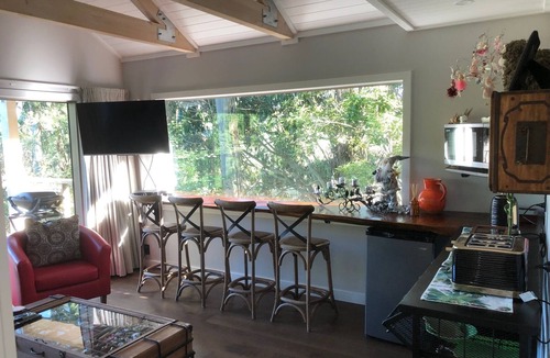 Wairakei House | Barn style cottage