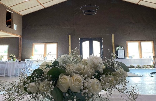 Joshua House | Barn Style Venue for 200 with Lodging for 22 Guests