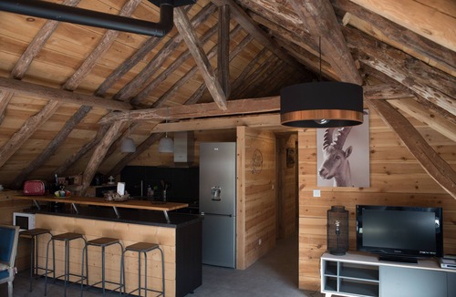 Montauban-de-Luchon Ski Chalet | Barn "The Castanier"