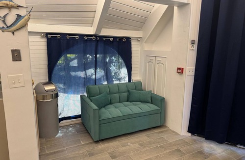 Long Beach Estates Bed & Breakfast | Barnacle Resort