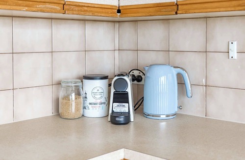 Nangkita House | Barnacles Shack - Mills Road