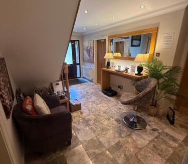 Ockbrook Bed & Breakfast | Barncroft Luxury Bed & Breakfast - Top Rated near Birmingham NEC & Airport