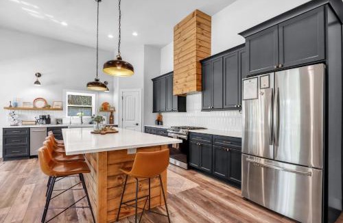 Wimberley House | Barndo on the Blanco