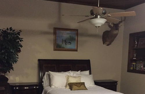 Fayetteville House | Barndominium private quarters