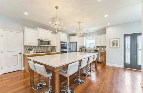 Eden House | Barndominium, Private Pool, large groups allowed, country living