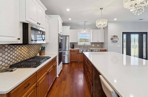 Eden House | Barndominium, Private Pool, large groups allowed, country living