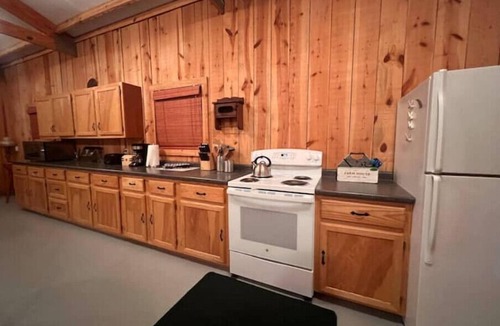 Saluda Other | Barndominium - Walk to Waterfalls - Pet Friendly - Blue Ridge Mountains