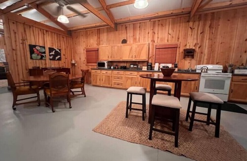 Saluda Other | Barndominium - Walk to Waterfalls - Pet Friendly - Blue Ridge Mountains