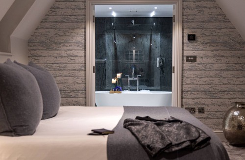 Wonersh Hotel | Barnett Hill - Luxury Hotel