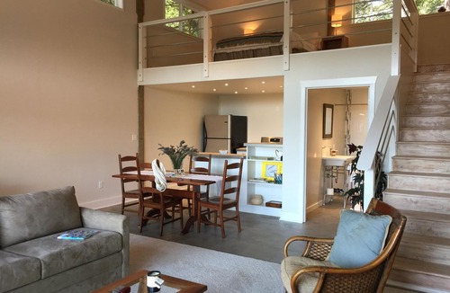Brookings House | BarneyB's at Samuel Boardman Scenic Corridor