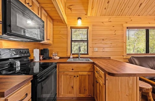 Gilmer Cabin | Barnwell Mountain Cabins #6