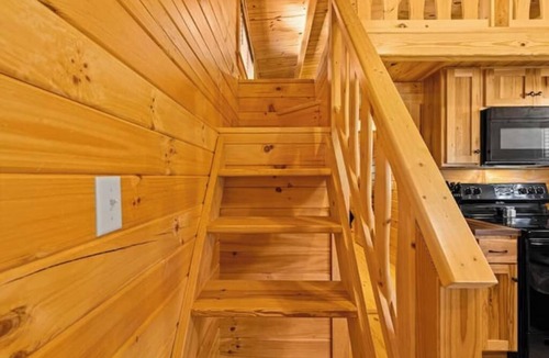 Gilmer Cabin | Barnwell Mountain Cabins #6